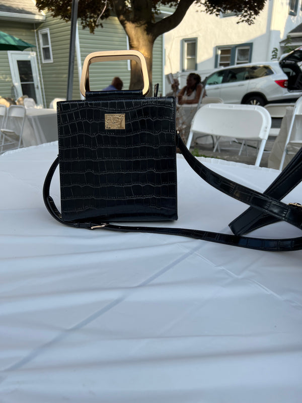 SG BRANDS SIGNATURE HANDBAG